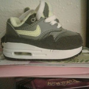 Baby nike shoes
